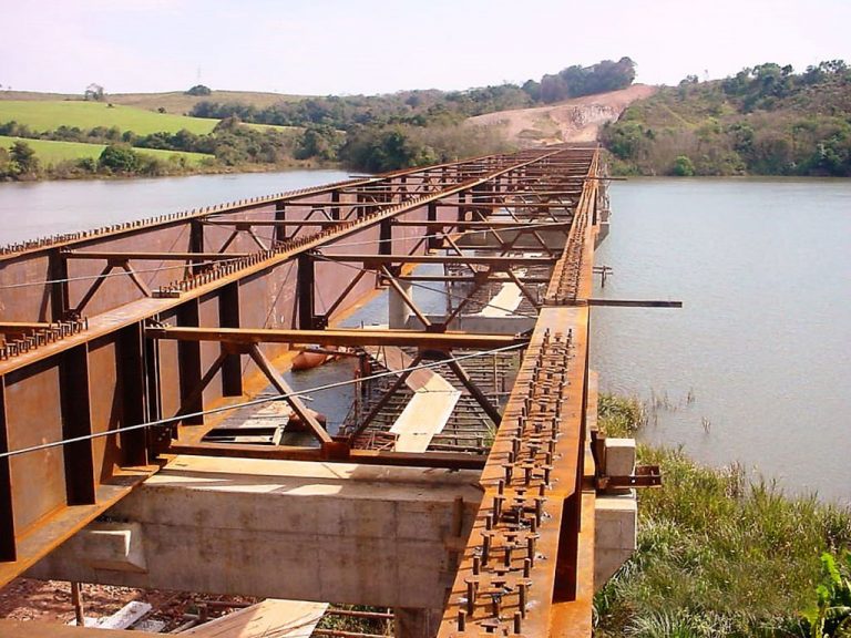 Composite Steel/Concrete Bridge – RS
