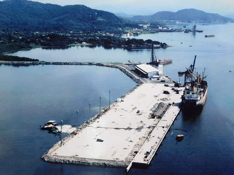 Pier -  Ponta do Felix – PR